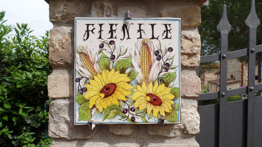 Il Fienile Holiday Home Le Fornacette Luaran gambar