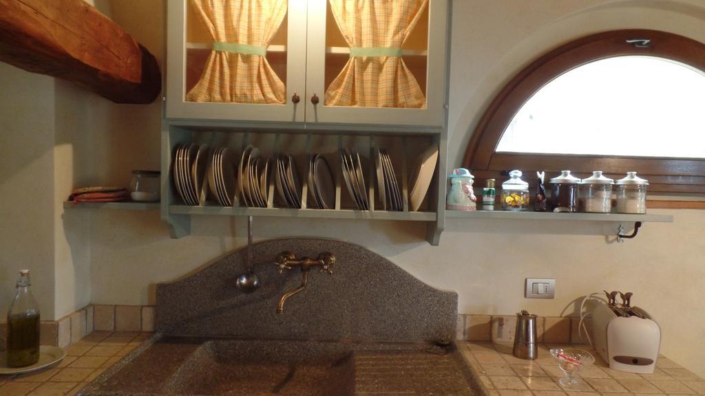 Il Fienile Holiday Home Le Fornacette Luaran gambar